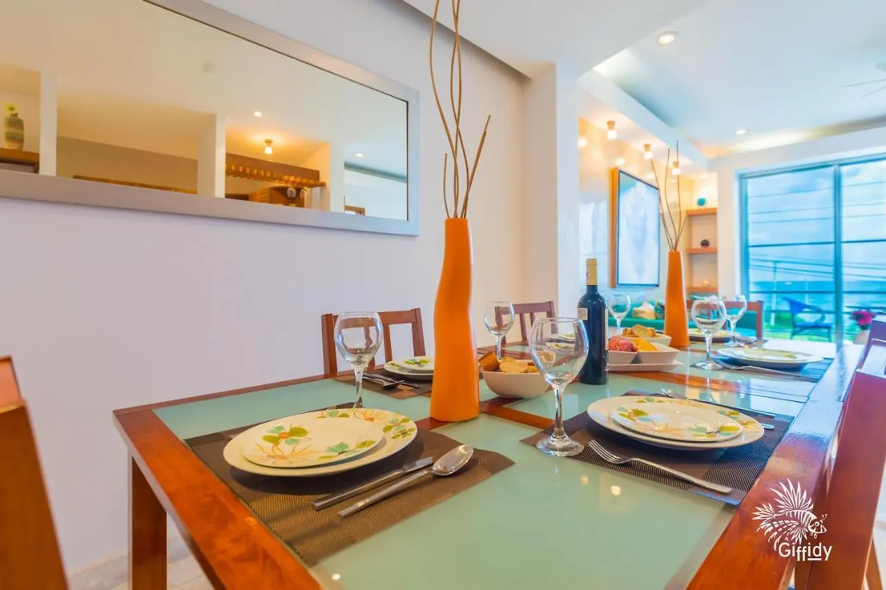 Deep Blue Condos - 102 Isla Mujeres Holiday home
