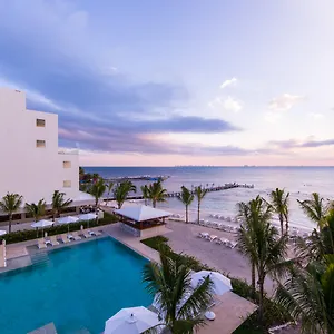 Hotel Izla Front, Ilha das Mulheres